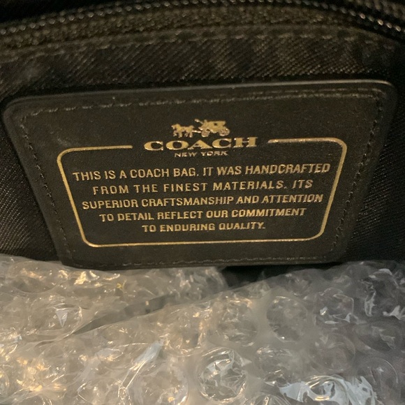 Coach 1941 Gold Prairie bag with shoulder strap. Only used a handful of times. - Picture 5 of 9